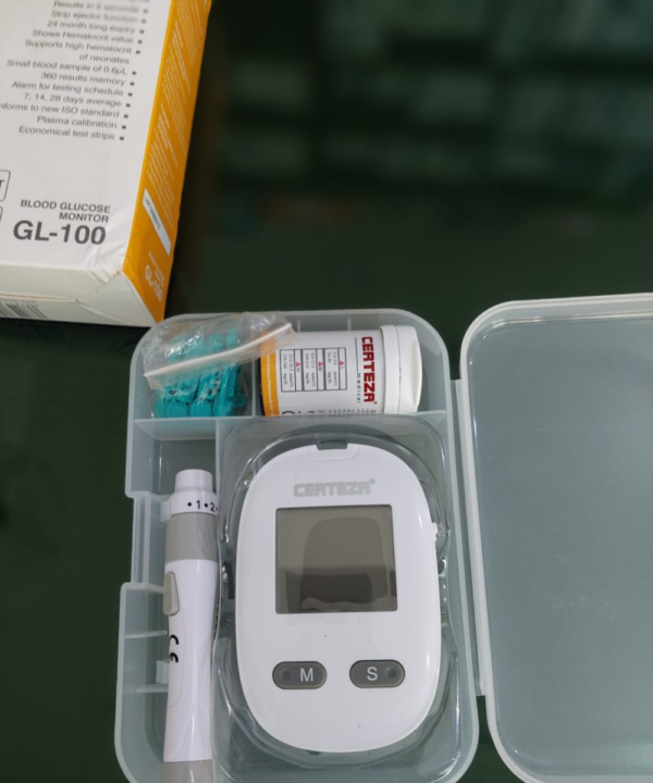 Certeza Blood Glucose Monitor - GL 100 - Image 3