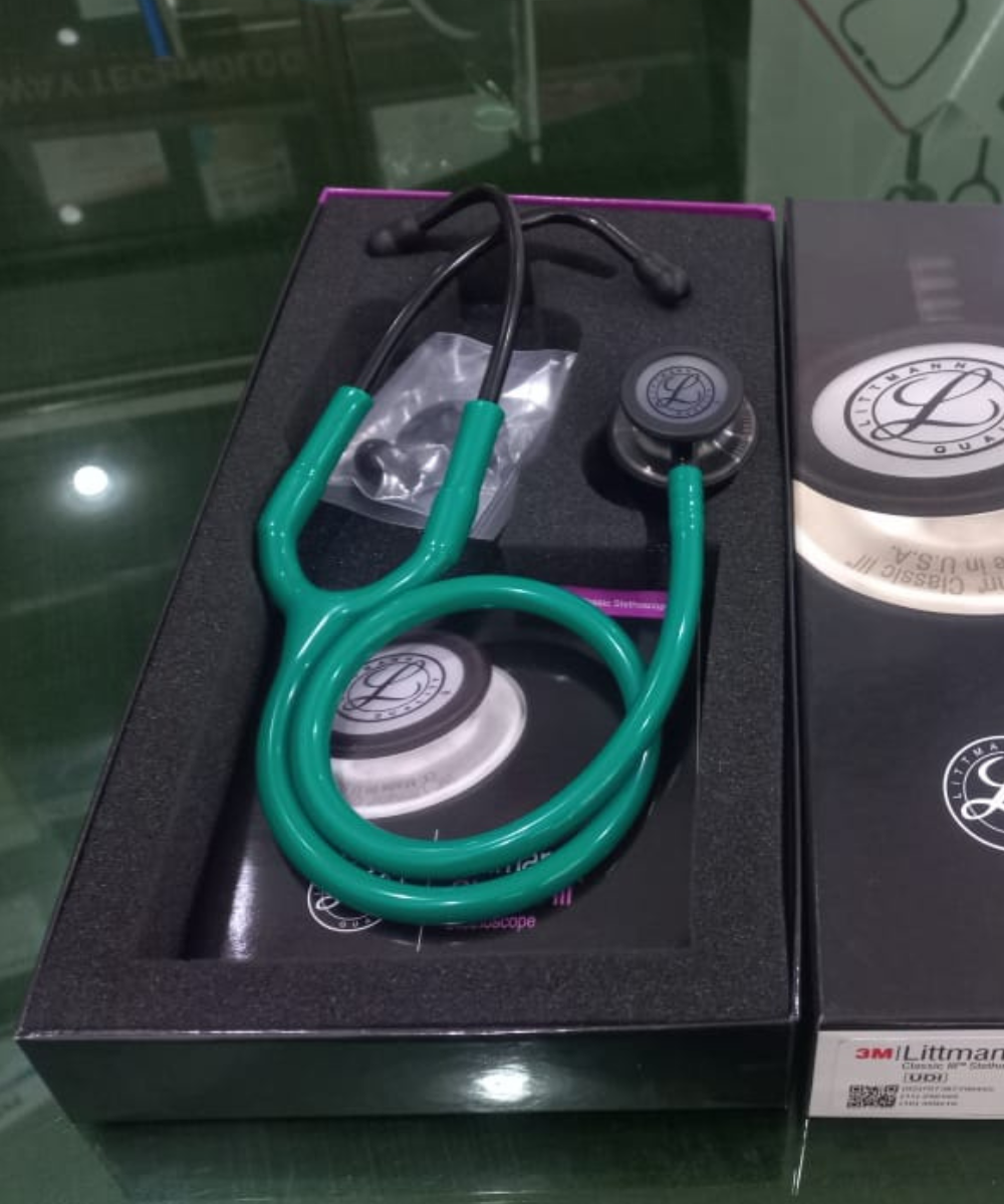 Littmann Stethoscope Classic 3 - Green Tube - Black Finish Chestpiece